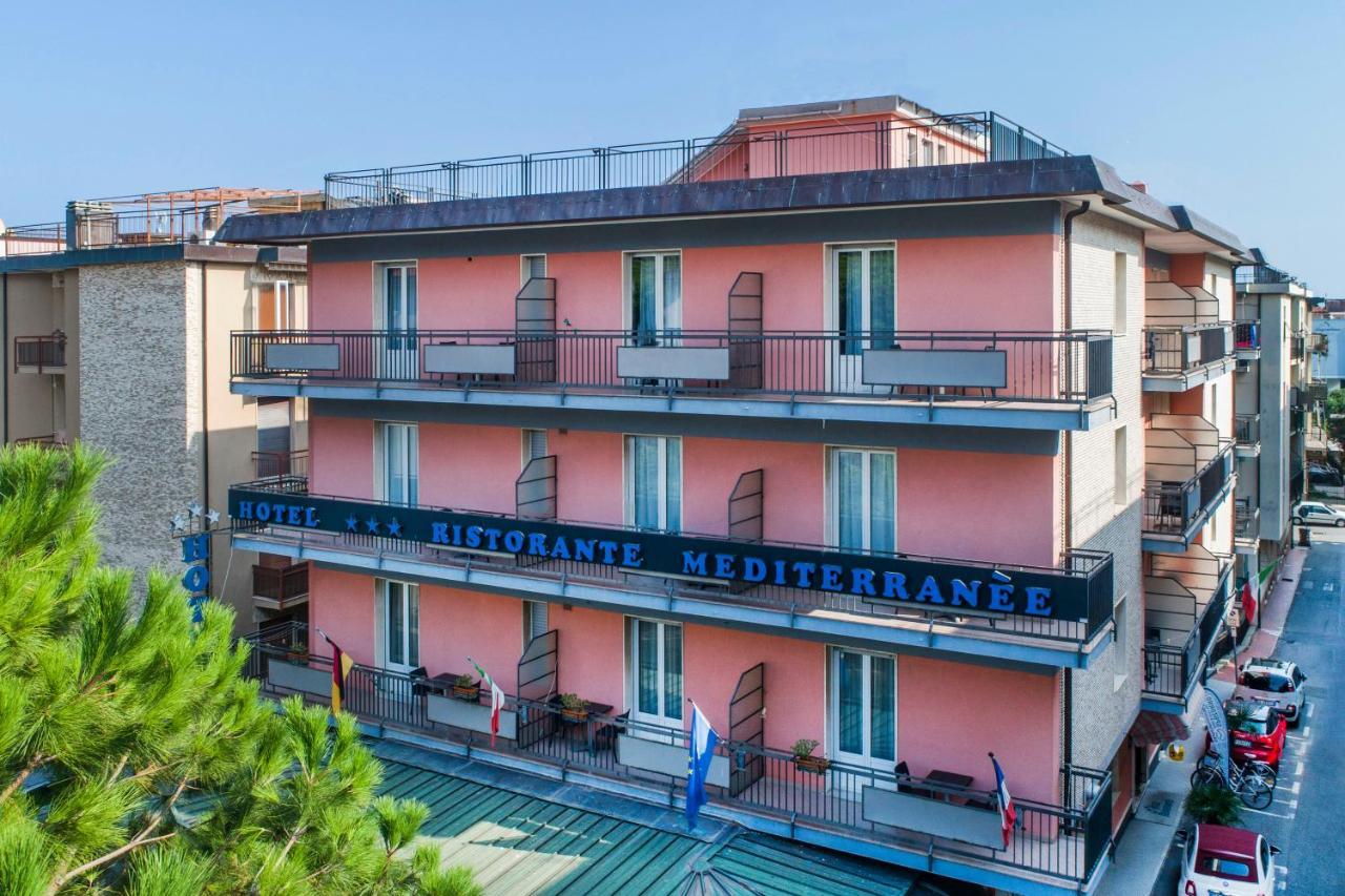 Hotel Mediterranee Spotorno Exterior photo