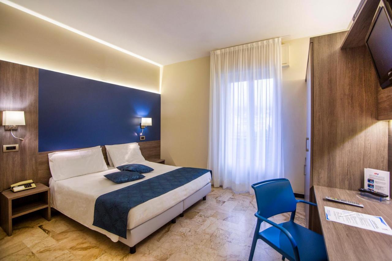 Hotel Mediterranee Spotorno Exterior photo