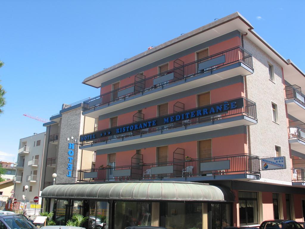Hotel Mediterranee Spotorno Exterior photo